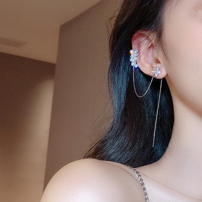 FLOWER THREADER EARRING