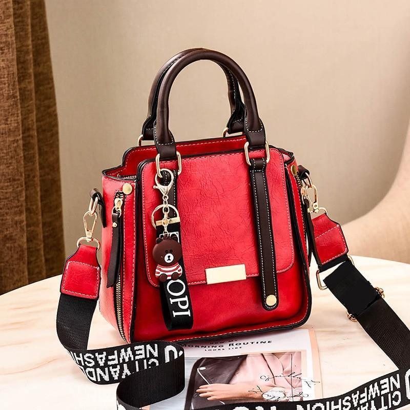 Bolsa Feminina de Coura Fashion - Melly