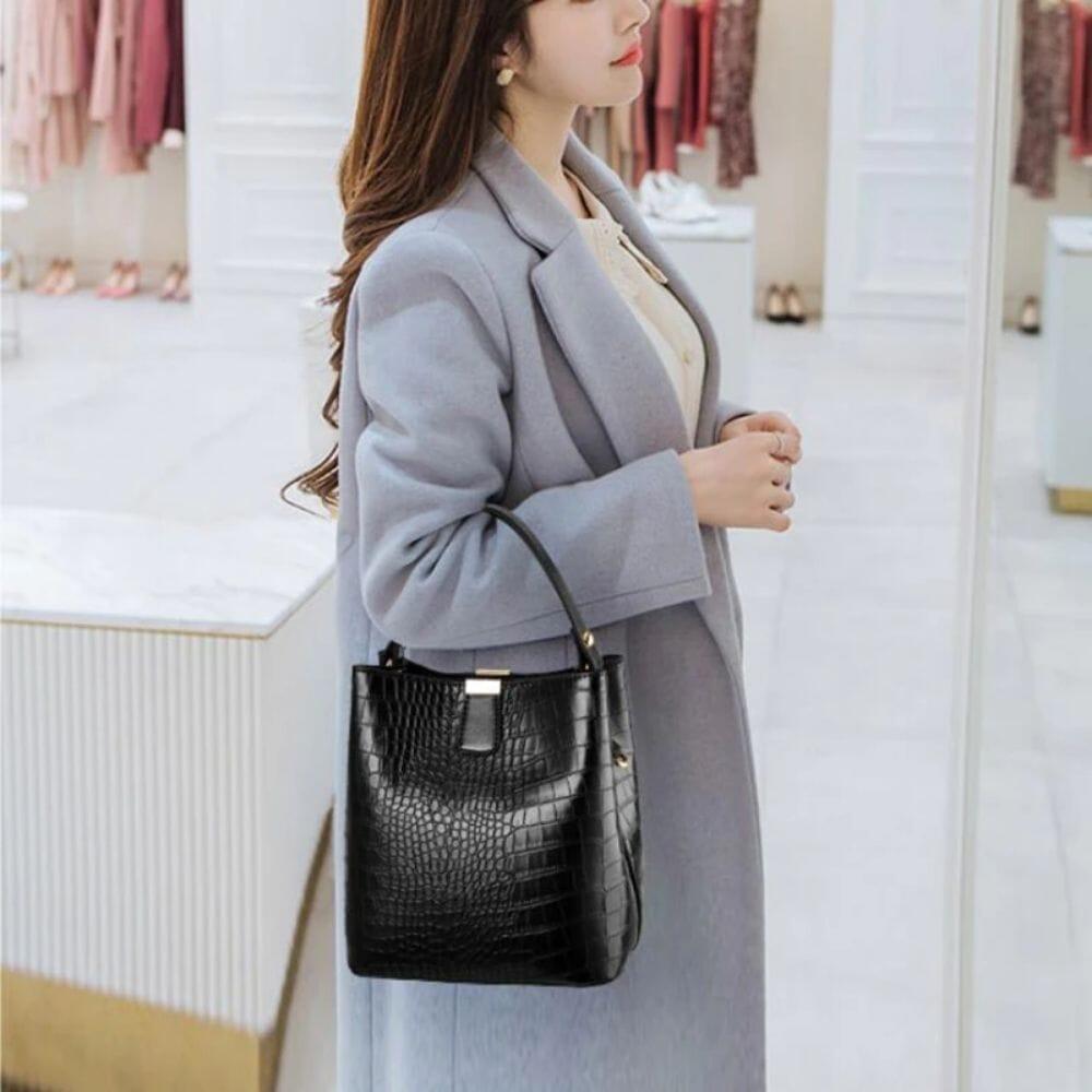 Bolsa Feminina Modelo Sofisticado - Melly